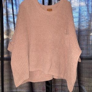 Oversized light pink sweater
